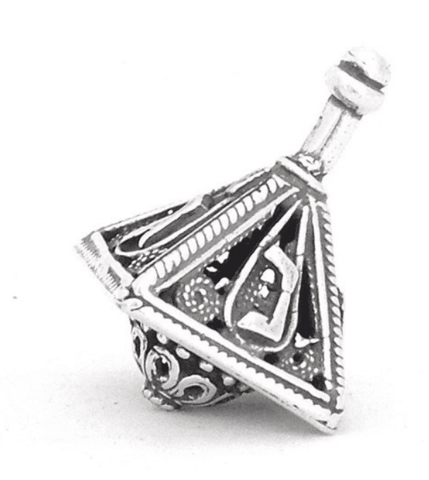 Unique Ancient Filigree Design Silver Triangle Shape Dreidel