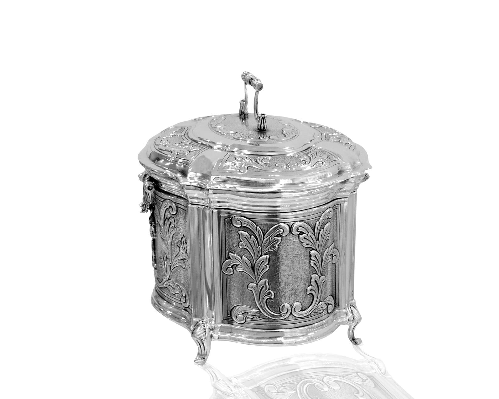 Sterling Silver 925 Etrog Box with Unique Floral Decorations