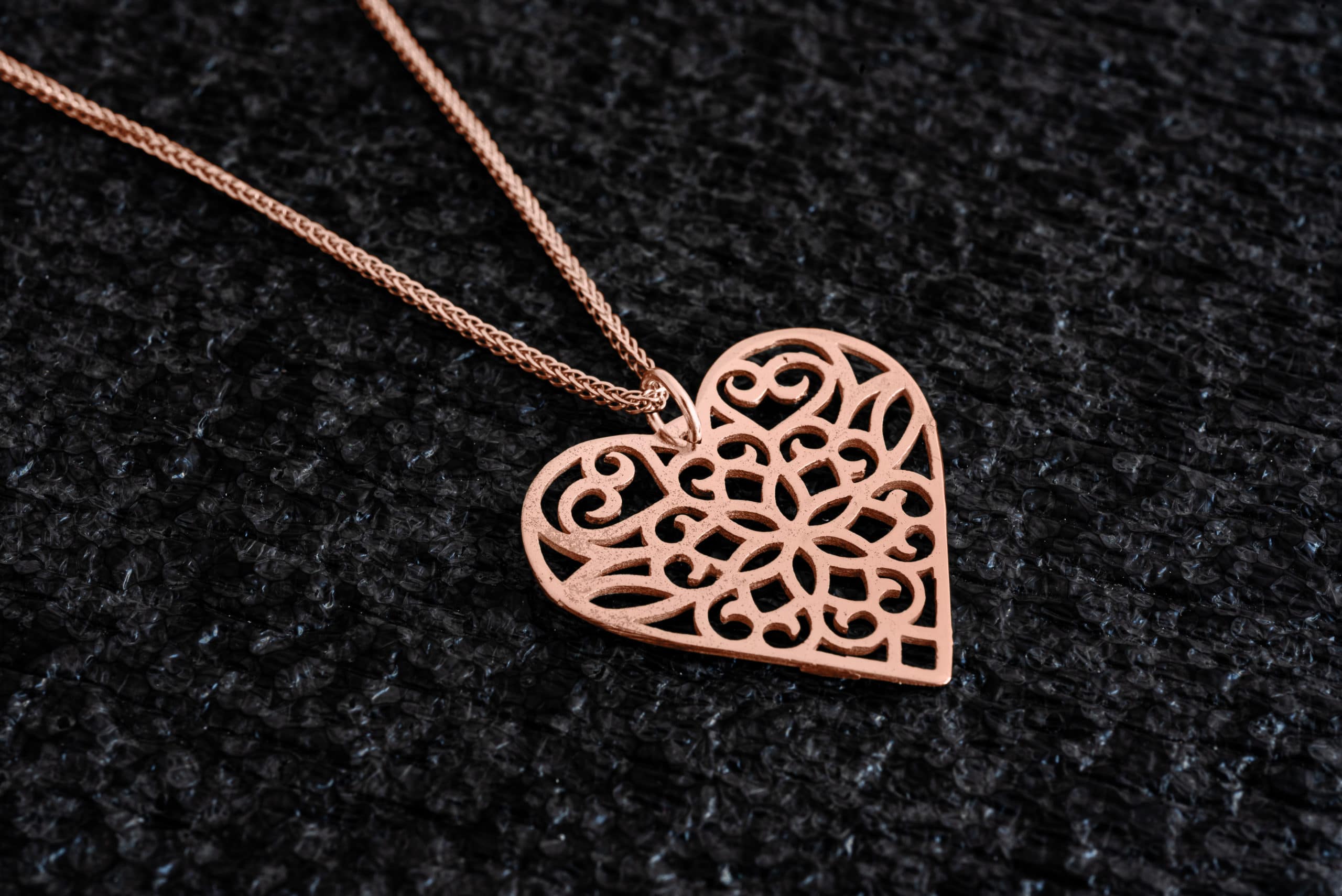 14K Gold Hollow Heart Necklace in Filigree