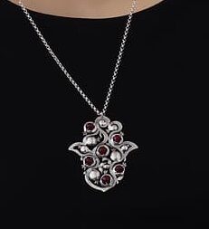 Modern Large 925 Sterling Silver Lucky Hand Pendant With Beautiful Pomegranate Design