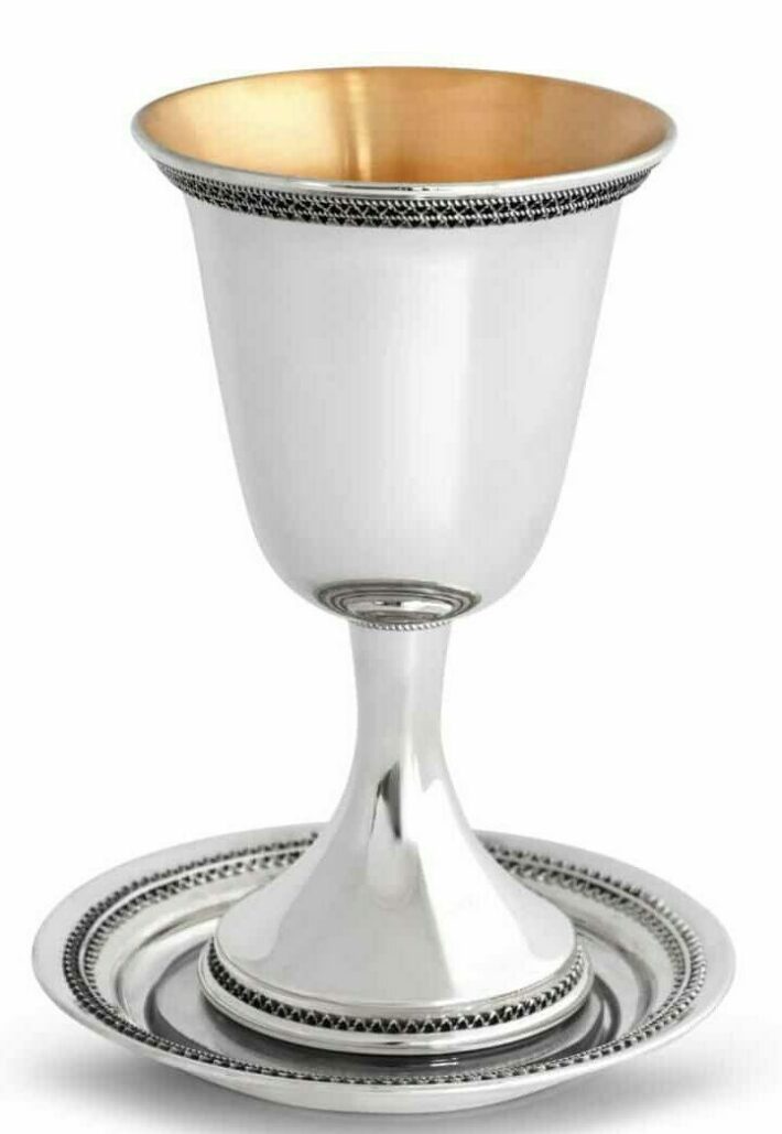 Classic & Personalized Amazing Wine Goblet