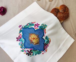 Luxury Shabbat Challah Bread Cover with Multicolored Flowers