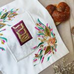 Pink Roses Embroidered Challah Cover For the Hamotzi Prayer
