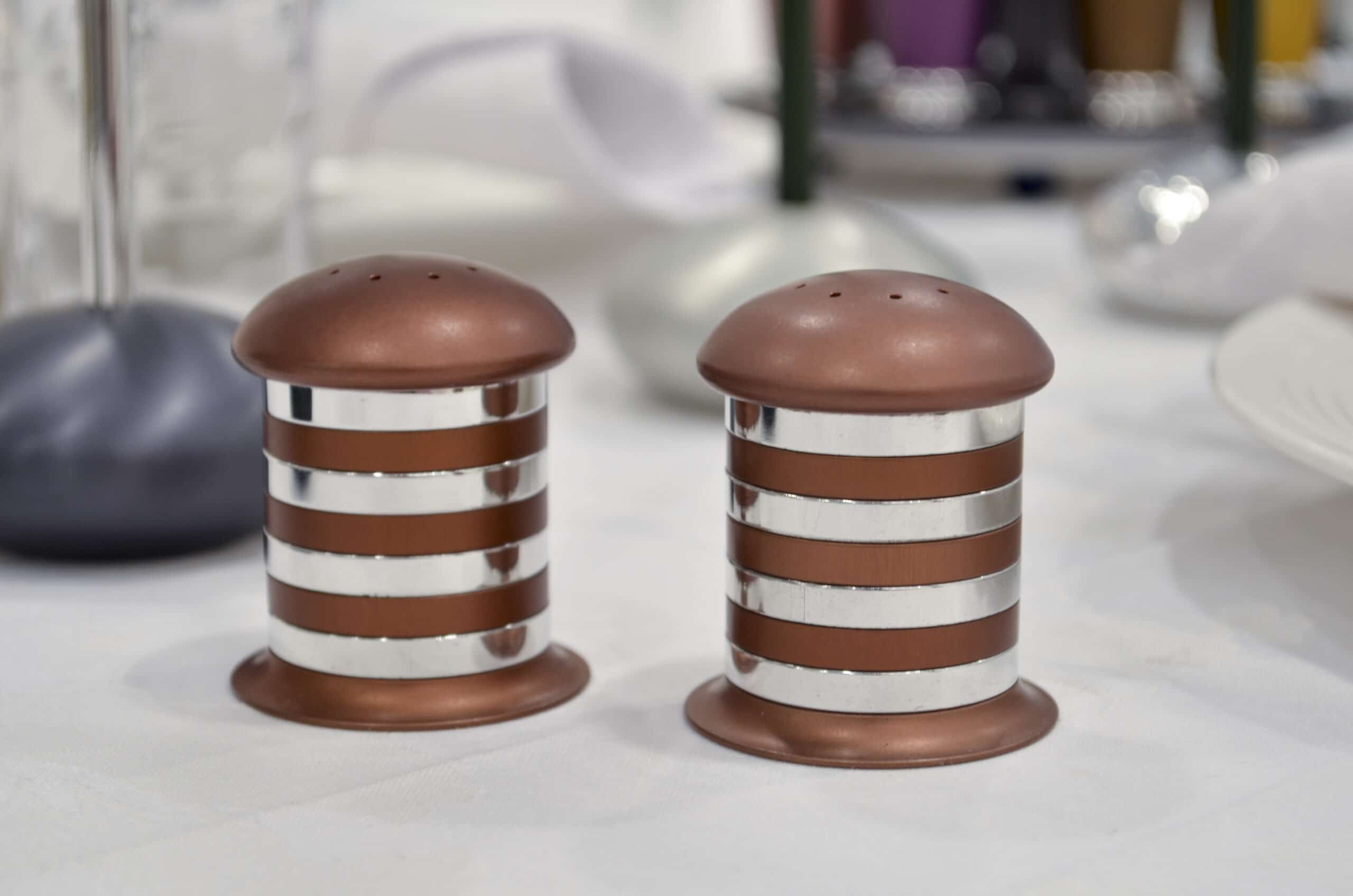 Salt & Pepper Shakers with Shiny Finish